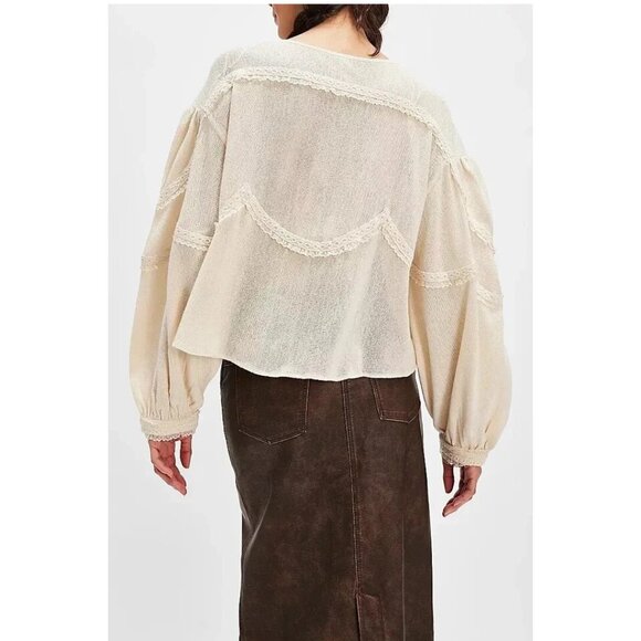 Free People Maisey Knit Floral Lace Embroidered Top Blouse M NEW - Picture 3 of 3